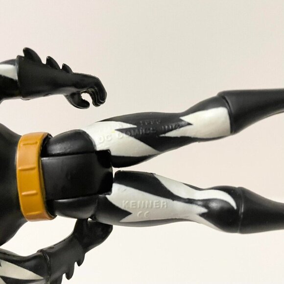 Vtg 1993 Batman The Animated Series Lightning Strike Batman Kenner Action Figure - Picture 13 of 16